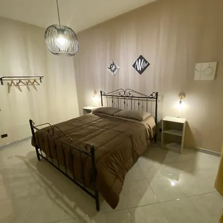 Al Poggio Della Macchia Bed & Breakfast Pomigliano d'Arco