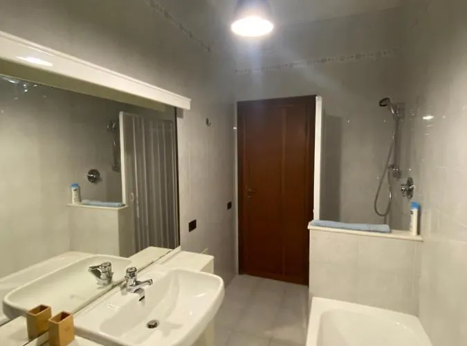 Al Poggio Della Macchia Bed & Breakfast