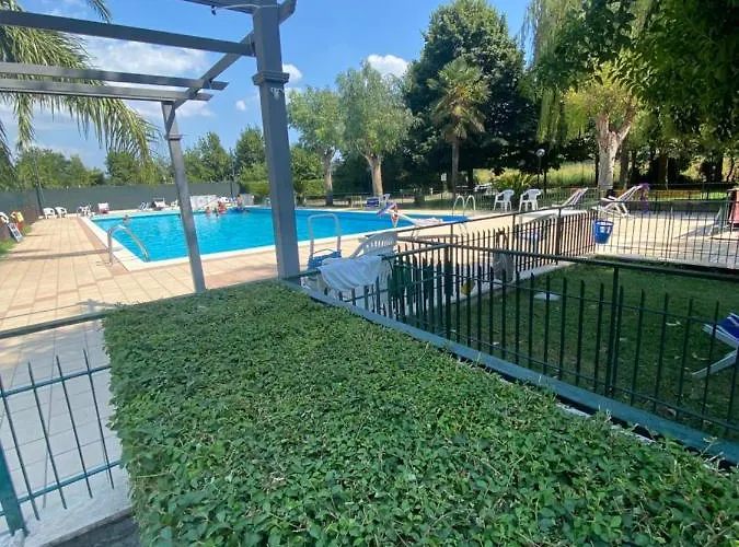 Bed & Breakfast Al Poggio Della Macchia 3*